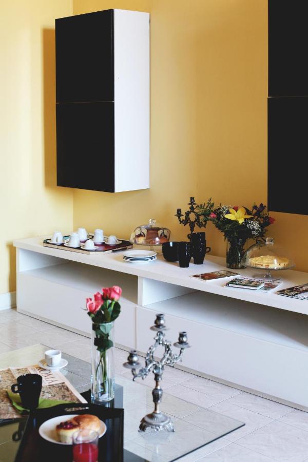 Bed And Breakfast Piazza Vittorio87 Rome Exterior photo