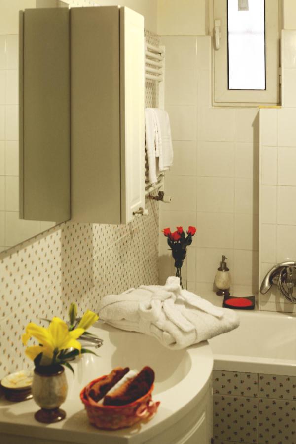 Bed And Breakfast Piazza Vittorio87 Rome Room photo
